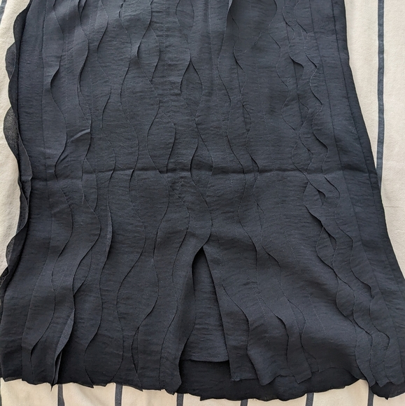 COS Laser-Cut Ruffled Dress size 2 - Picture 6 of 9